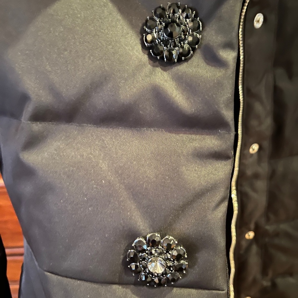 Kate Spade Elegant Jewel Button Black Puffer Coat w/Bow on Back (Like New) - Picture 13 of 14